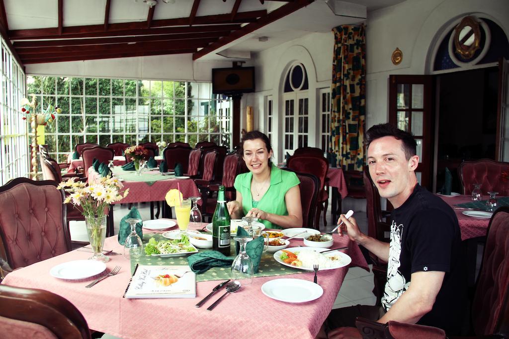Colling Wood Hotel Nuwara Eliya Extérieur photo